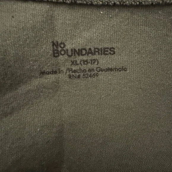 No Boundaries Olive Short Sleeve Tee - Picture 3 of 3